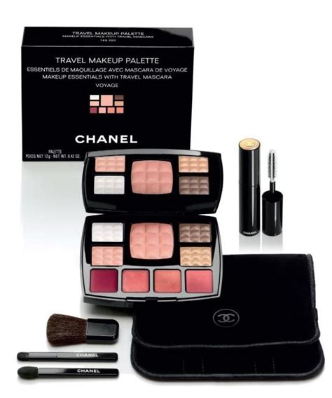 voyage chanel|Chanel beauty essentials.